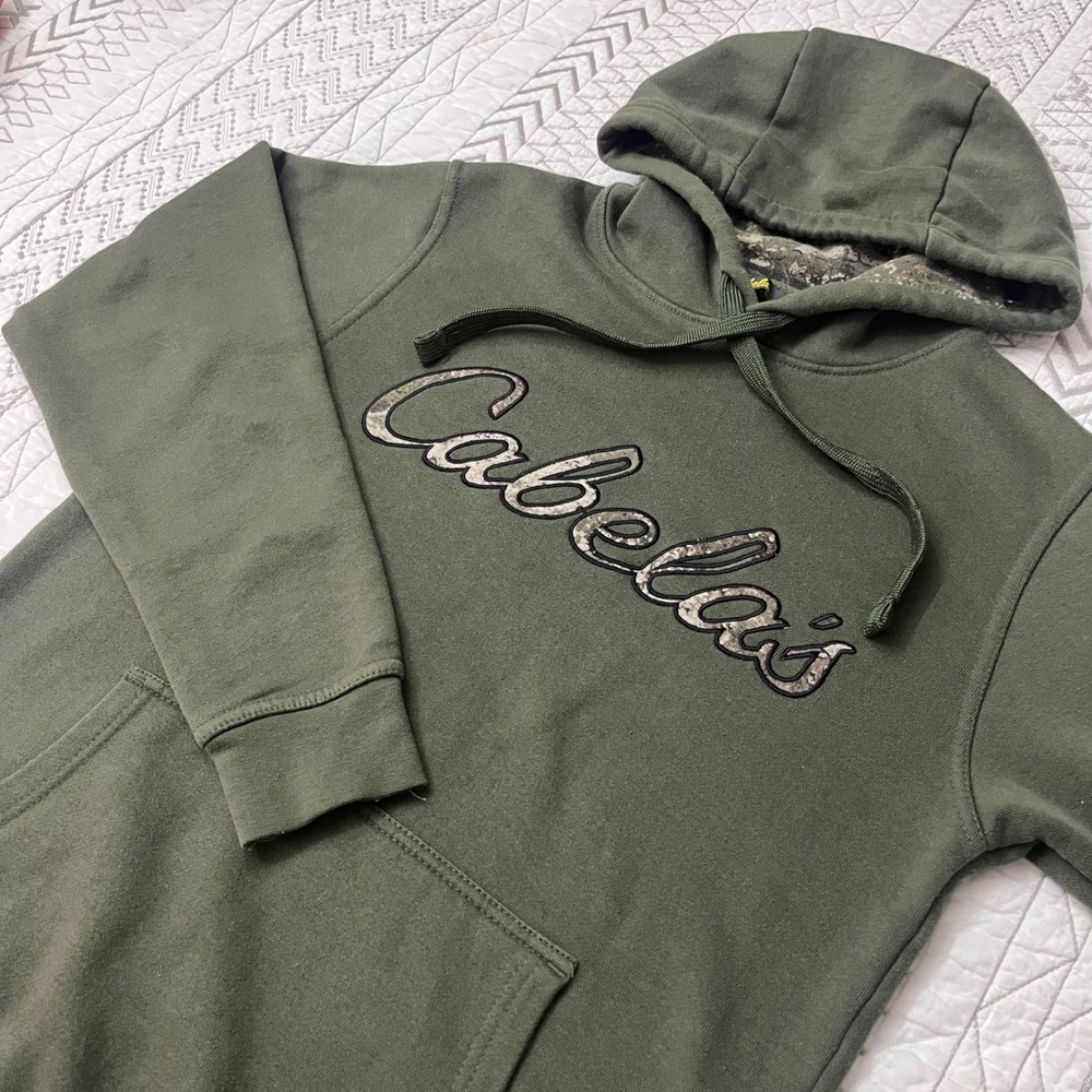 Cabelas Womens Olive Green Camo Logo Pullover Hoodie Cowgirl Country  Small